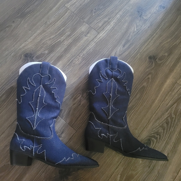 NWT WeWoreWhat denim cowboy boots size 9 - Picture 5 of 7